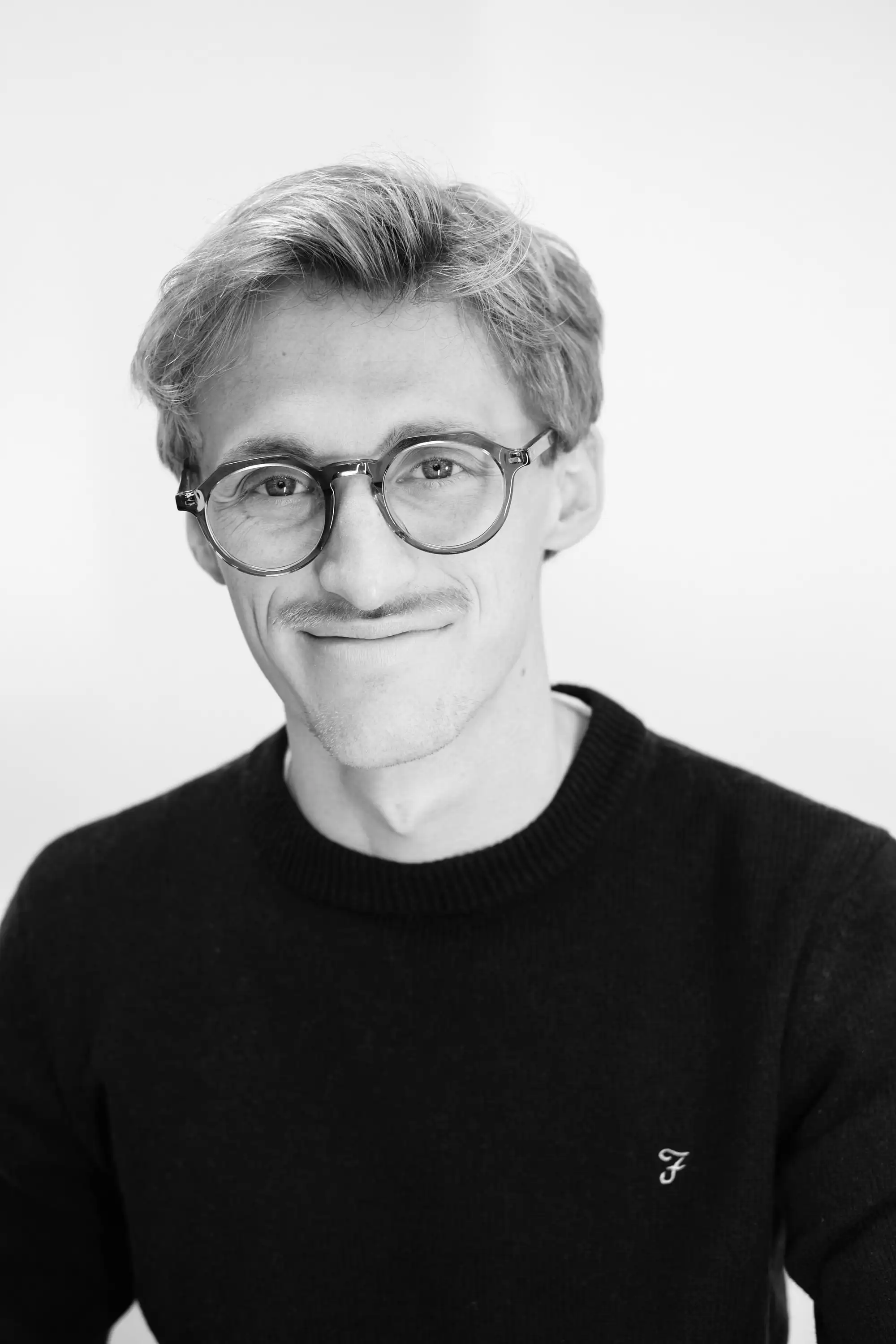 Portrait de Gaspard Blanc, ostéopathe et bike fitter au Viviers-du-Lac
